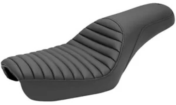 Saddlemen Profiler タック アンド ロール ブラック オートバイ シート (804-04-148) Saddlemen Profiler Tuck and Roll Black Motorcycle Seat (804-04-148) 【並行輸入品】｜カスタムパーツ WORLD倉庫 73,810円