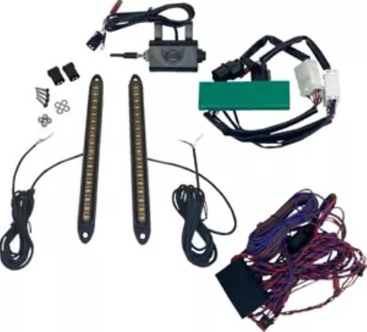カスタムダイナミクス フロント＆リア LED ウインカーキット (CD-SXS-TA) Custom Dynamics Front & Rear LED Turn Signal Kit (CD-SXS-TA) 【並行輸入品】｜カスタムパーツ WORLD倉庫 78,045円