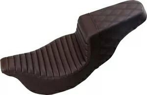 サドルメン ブラウン タックンロール/格子ステッチ ステップアップシート (808-07B-176BR) Saddlemen Brown Tuck-n-Roll/Lattice Stitch Step-Up Seat (808-07B-176BR) 【並行輸入品】