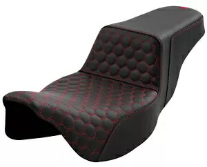 サドルメン セットアップ エクステンデッドリーチ HC レッド ハニカム ステッチ シート (A808-07B-178RED) Saddlemen Set-Up Extended Reach HC Red Honeycomb Stitch Seat (A808-07B-178RED) 【並行輸入品】｜カスタムパーツ WORLD倉庫