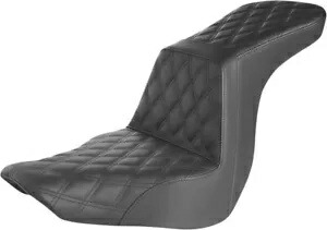 サドルメン ステップアップ 総格子ステッチ ブラックシート '18-23 FLSB/FXLR (818-29-195) Saddlemen Step-Up Full Lattice Stitch Black Seat '18-23 FLSB/FXLR (818-29-195) 【並行輸入品】