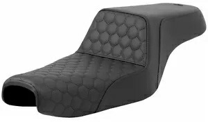Saddlemen ステップアップ ブラック シート - HC ハニカム ステッチ (807-11-177) Saddlemen Step-Up Black Seat - HC Honeycomb Stitch (807-11-177) 【並行輸入品】 90,750円