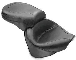 Mustang 2 ピース ワイド ツーリング ブラック オートバイ シート (75912) Mustang 2-Piece Wide Touring Black Motorcycle Seat (75912) 【並行輸入品】|カスタムパーツ WORLD倉庫