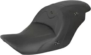 Saddlemen ヒーテッド ロードソファ シート ブラック ステッチ (H23-20-187HCT) Saddlemen Heated RoadSofa Seat w/ Black Stitching (H23-20-187HCT) 【並行輸入品】|カスタムパーツ WORLD倉庫