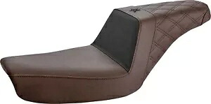 Saddlemen Unknown Industries パフォーマンス グリッパー ブラウン シート (UN96-04-173BR) Saddlemen Unknown Industries Performance Gripper Brown Seat (UN96-04-173BR) 【並行輸入品】 92,565円