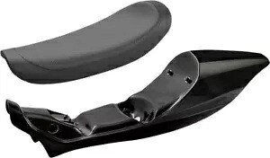 Saddlemen Ronan ファイバーグラステールセクション、カーボン/ブラックシート付き (Z4295) Saddlemen Ronan Fiberglass Tail Section with Carbon/Black Seat (Z4295) 【並行輸入品】｜カスタムパーツ WORLD倉庫 92,565円
