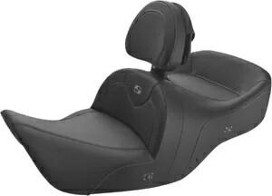 Saddlemen ヒーテッド ブラック/カーボン ロードソファ シート 運転席背もたれ付き (H01-07-185BRHCT) Saddlemen Heated Black/Carbon Roadsofa Seat w/Driver Backrest (H01-07-185BRHCT) 【並行輸入品】 150,150円