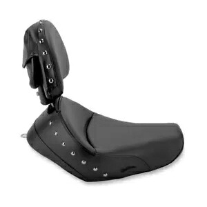 Saddlemen Renegade Heels ダウン ソロ シート クローム スタッド & バックレスト付き (807-11-0031) Saddlemen Renegade Heels Down Solo Seat w/Chrome Studs & Backrest (807-11-0031) 【並行輸入品】