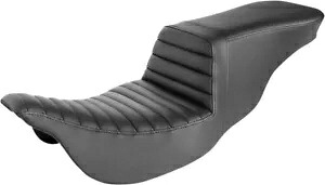 Saddlemen ステップアップ タックアンドロール ブラック オートバイ シート (808-07B-191) Saddlemen Step-Up Tuck-N-Roll Black Motorcycle Seat (808-07B-191) 【並行輸入品】