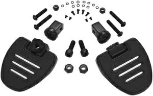 Show Chrome Commander ドライバー ミニ フロアボード ブラック ホンダ ゴールドウィング 2018-2021用 Show Chrome Commander Driver Mini Floorboards Black for Honda Goldwing 2018-2021 【並行輸入品】