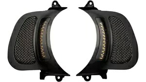 カスタム ダイナミクス ジェネシス 4 LED ベント インサート ブラック/ステンレス #CD-RG-V-AW2-B Custom Dynamics Genesis 4 LED Vent Inserts Black/Stainless #CD-RG-V-AW2-B 【並行輸入品】