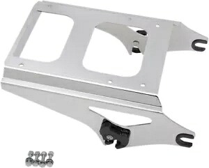 ドラッグ スペシャリティーズ クイックデタッチ ツアー ボックス マウント クローム #174005 ハーレーダビッドソン Drag Specialties Quick-Detach Tour Box Mount Chrome #174005 Harley Davidson 【並行輸入品】｜カスタムパーツ WORLD倉庫