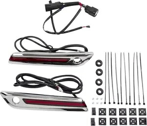 CIRO LED ライト付きサドルバッグ ヒンジ カバー クローム レッド レンズ #40170 ハーレーダビッドソン CIRO LED Lighted Saddlebag Hinge Covers Chrome Red Lens #40170 Harley Davidson 【並行輸入品】
