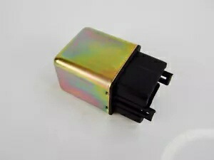 純正バディースクーター用の12V 4ピンスターターリレーはラフハウスやラトラーにも適合します 12V 4 PIN STARTER RELAY FOR GENUINE BUDDY SCOOTER ALSO FITS ROUGHHOUSE & RATTLER 【並行輸入品】