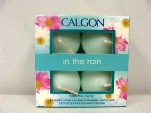 IN THE RAIN ボーティブ キャンドル セット 各セット 4 個 (購入者にはキャンドル 3 セットがプレゼントされます) IN THE RAIN VOTIVE CANDLE SET 4 IN EACH SET (BUYER GETS 3 CANDLE SETS) 【並行輸入品】