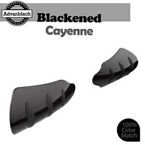 ブラック化されたカイエン ハンドガードはハーレー ツーリングおよびソフテイルに適合 Advanblack Blackened Cayenne Hand Guard Fits for Harley Touring & Softails Advanblack 【並行輸入品】