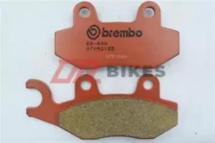 Triumph 1050 Speed Triple Rs 2019 + Brembo Sinter ブレーキパッド リア- Triumph 1050 Speed Triple Rs 2019 + Brembo Sinter brake pads rear- 【並行輸入品】