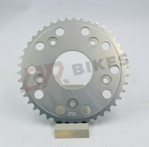アプリリア RS125 R (415 レース コンバージョン) 94-05 AFAM アルミ リア スプロケット 45204-42 Aprilia RS125 R (415 Race Conv) 94-05 AFAM Alu Rear Sprocket 45204-42 【並行輸入品】