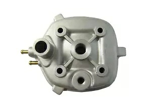 2007 ヤマハ YQ 50 Aerox (3C6F/3C6K) 用シリンダーヘッド Cylinder Head For 2007 Yamaha YQ 50 Aerox (3C6F/3C6K) 【並行輸入品】