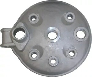 2001 リエジュ RS1 レース用シリンダーヘッド (50cc) Cylinder Head For 2001 Rieju RS1 Race (50cc) 【並行輸入品】