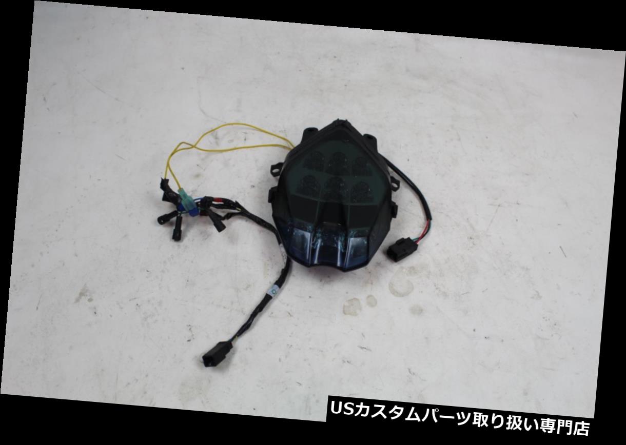 USテールライト Triumph Daytona 675R 675 13-16 LED一体型リアテールライトテールライト Triumph Daytona 675R 675 13-16 LED Integrated Rear Tail Light Taillight 【並行輸入品】｜カスタムパーツ WORLD倉庫 28,028円