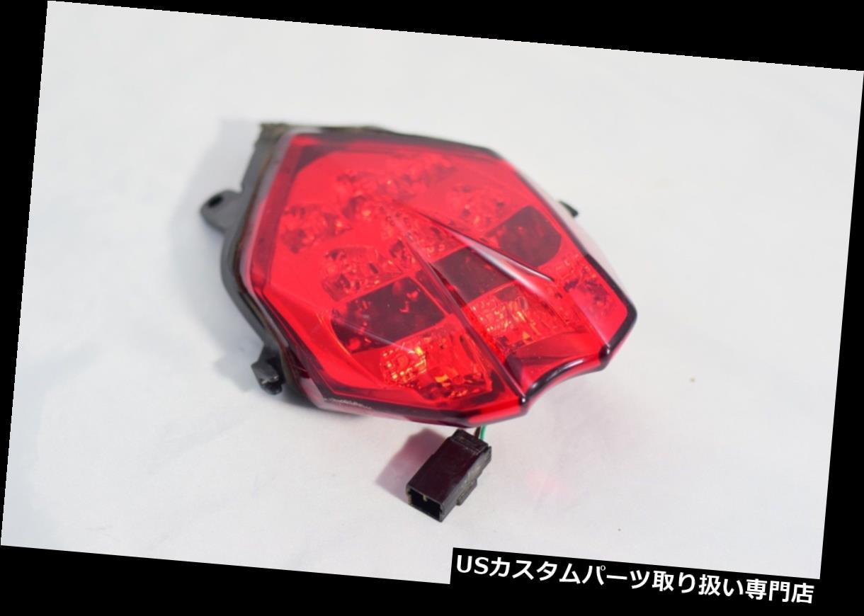 USテールライト 2013 TRIUMPH DAYTONA 675 675R OEMテールライトテールライトブレーキランプ 2013 TRIUMPH DAYTONA 675 675R OEM TAILLIGHT TAIL LIGHT BRAKE LAMP 【並行輸入品】