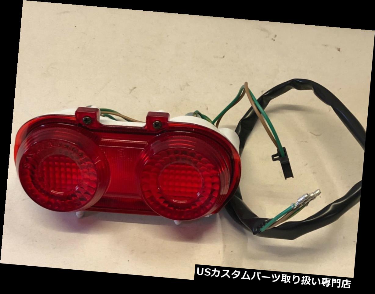 USテールライト ホンダVF750 VF 750 VF750CHスーパーマグナカスタム1987-88リアライトバックライト HONDA VF750 VF 750 VF750CH SUPER MAGNA CUSTOM 1987-88 REAR LIGHT BACK LIGHT 【並行輸入品】｜カスタムパーツ WORLD倉庫