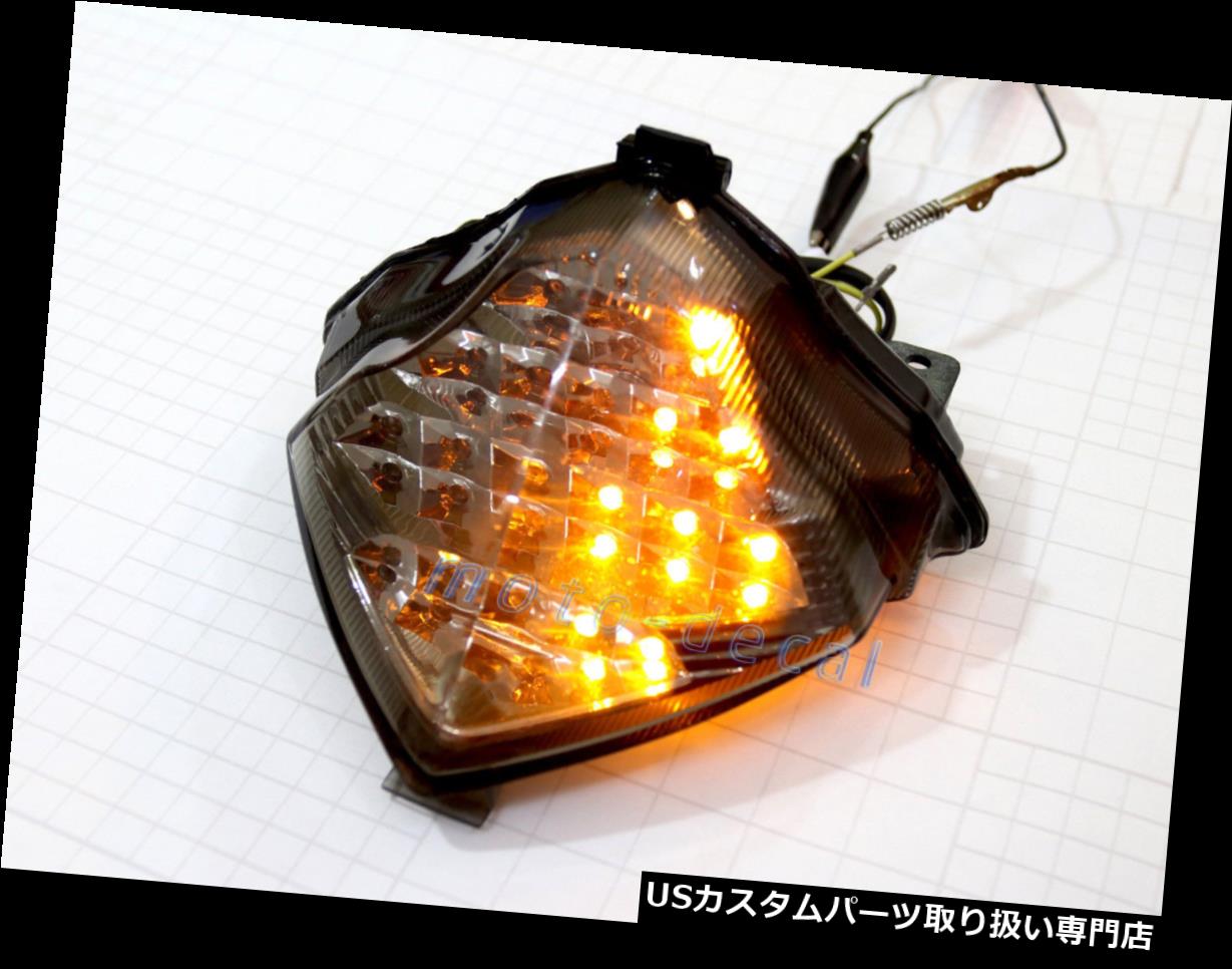 USテールライト 一体型LEDテールライトYamaha YZF-R1 2004 2005 2005ブレーキターンシグナルスモーク Integrated LED Tail Light Yamaha YZF-R1 2004 2005 2006 Brake Turn Signal Smoke 【並行輸入品】|カスタムパーツ WORLD倉庫