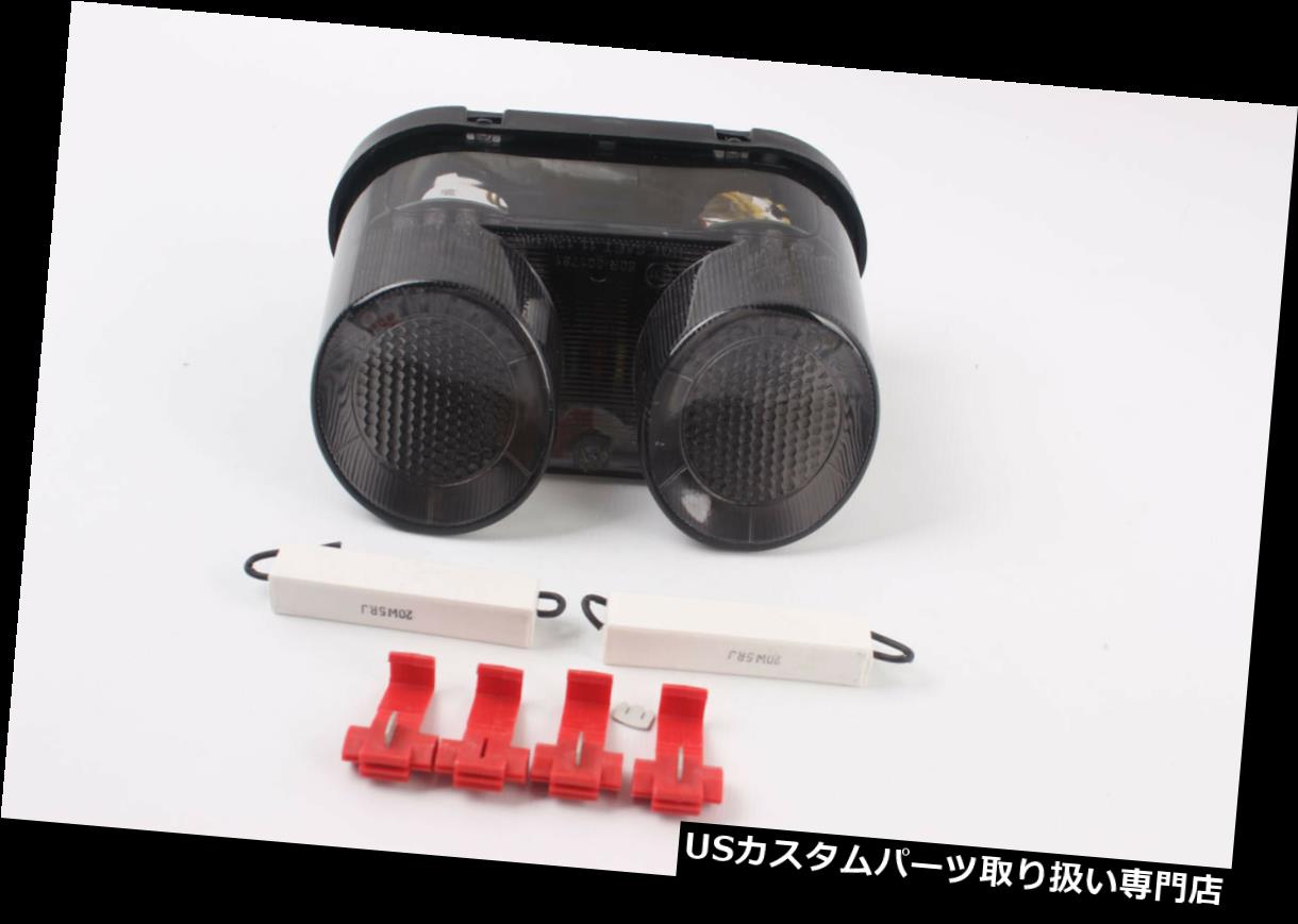 USテールライト LEDテールライト統合ターンシグナルフィットヤマハYZF R1 00-01 FZ1 01-06煙 LED Tail Light Integrated Turn Signals Fit Yamaha YZF R1 00-01 FZ1 01-06 Smoke 【並行輸入品】