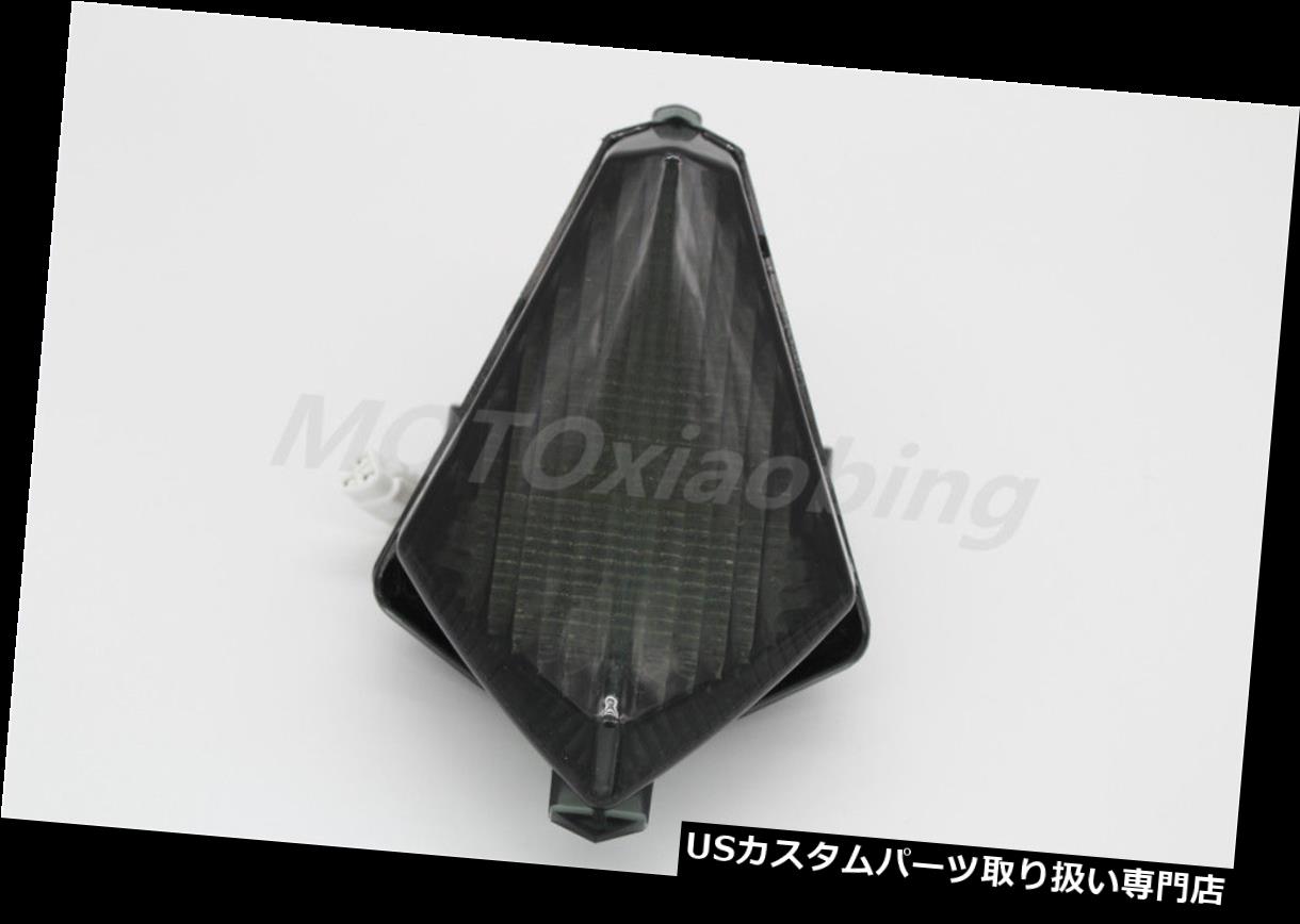 USテールライト 統合型LEDブレーキターンシグナルリアテールライトフィットヤマハYZF1000 R1 07-08 Integrated LED Brake Turn Signal Rear Tail Light Fit Yamaha YZF1000 R1 07-08 【並行輸入品】