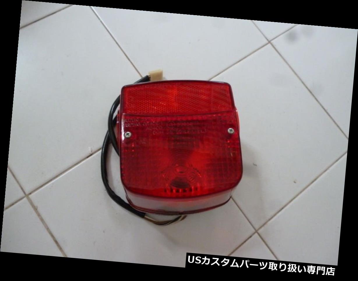 USテールライト SUZUKI GN125 GN250テールライトアッセンブリNOS 35720-05311-99 9 SUZUKI GN125 GN250 TAILLIGHT ASSY NOS 35720-05311-999 【並行輸入品】|カスタムパーツ WORLD倉庫