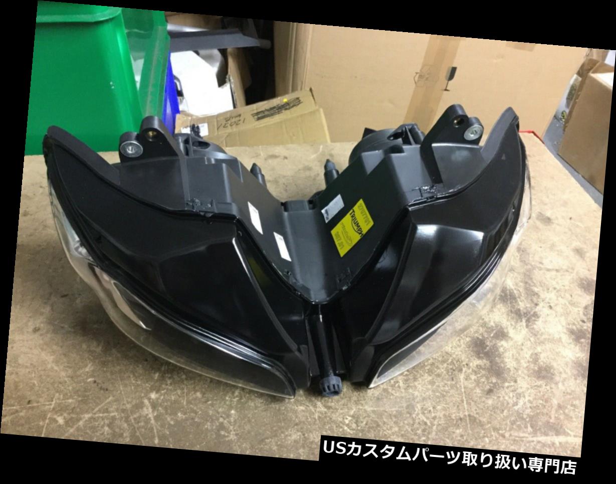 USヘッドライト Triumph Daytona 675 UKヘッドライトNEW 2010-12 Triumph Daytona 675 UK Headlight NEW 2010-12 【並行輸入品】