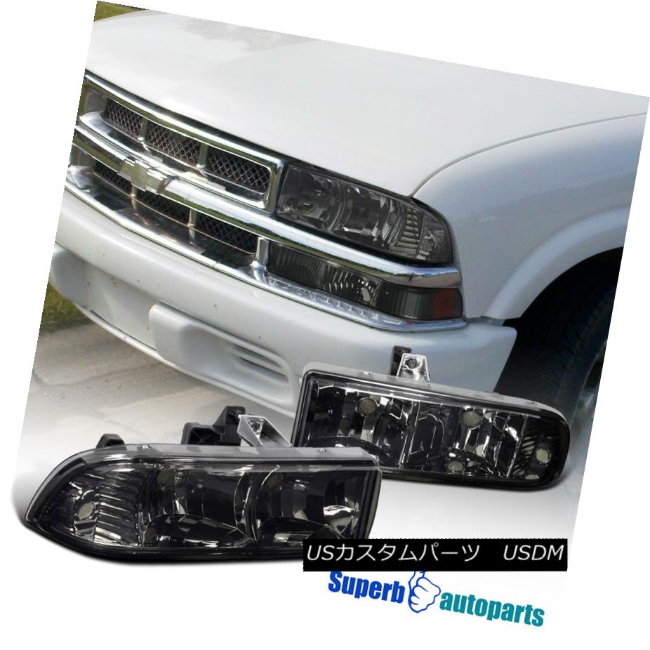 ヘッドライト 1998-2004 Chevy S10 Euro Crystal Headlights Smoke Head Lamps Blazer 1998-2004シボレーS10ユーロクリスタルヘッドライトスモークヘッドランプブレザー 【並行輸入品】