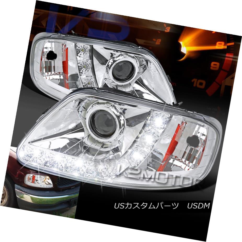 ヘッドライト 1997-2004 Ford F150/Expedition Chrome Housing LED Strip Projector Headlights 1997-2004 Ford F150 / Expeditio nクロムハウジングLEDストリッププロジェクターヘッドライト 【並行輸入品】 35,250円