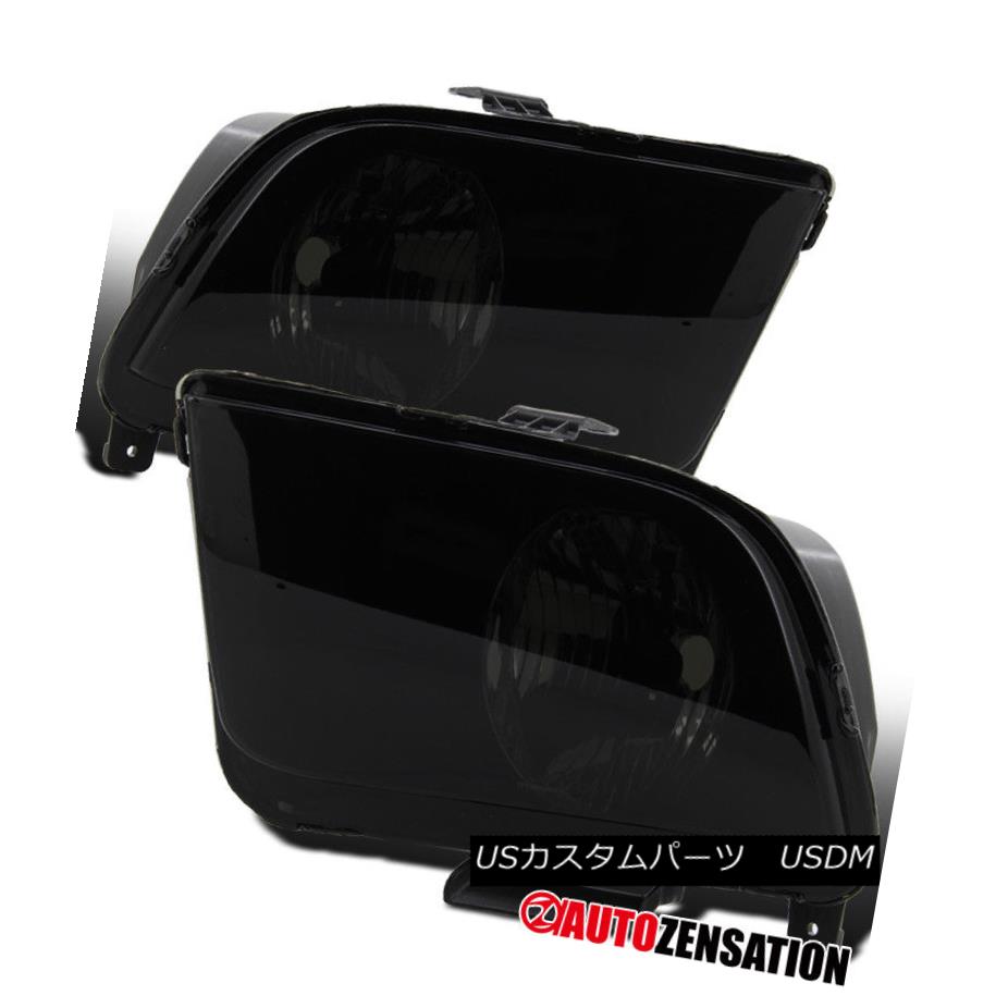 ヘッドライト 2005-2009 Ford Mustang Euro Smoke Lens Black Housing Headlights Lamps Left+Right 2005-2009フォードマスタングユーロ煙レンズブラックハウジングヘッドライトランプ左+右 【並行輸入品】