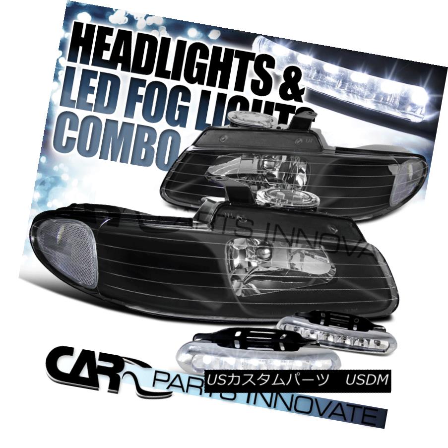 ヘッドライト 96-00 Caravan Town & Country Voyager Black Clear Headlights+6-LED DRL Fog Lamps 96-00キャラバンタウン＆amp; カントリーボイジャーブラッククリアヘッドライト+ 6-L ED DRLフォグランプ 【並行輸入品】