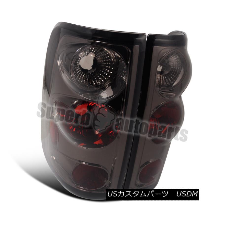 テールライト 2004-2008 Ford F150 Styleside Replacement Tail Lights Smoke Pair 2004-2008 Ford F150 Styleside交換用テールライトスモークペア 【並行輸入品】