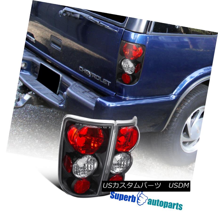 テールライト 1995-2004 GMC Jimmy/1998-2000 Envoy Tail Lights Lamps Black 1995-2004 GMC Jimmy / 1998-200 0エンボイテールライトランプブラック 【並行輸入品】 28,028円