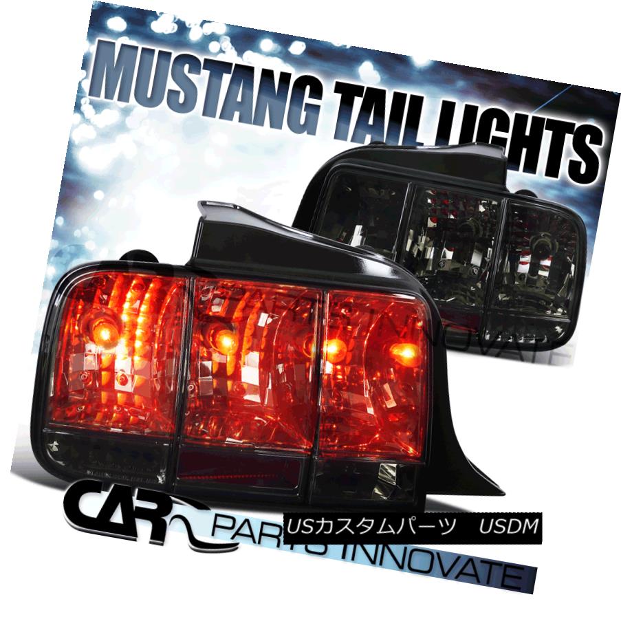 テールライト 05-09 Ford Mustang Sequential Smoke Tail Lights Brake Rear Lamps Turning Signal 05-09フォードマスタングシーケンシャルスモークテールライトブレーキリアタング信号を回す 【並行輸入品】