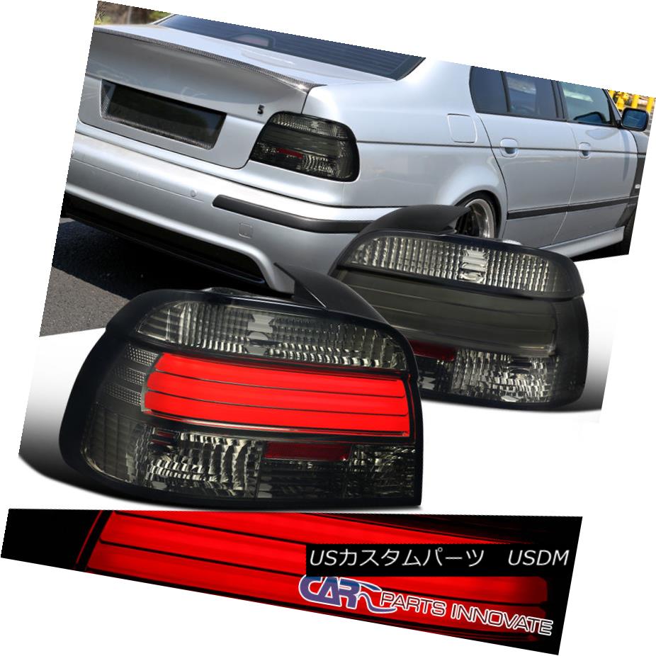 テールライト 97-00 BMW E39 5-Series 528i 540i LED Bar Smoke Tail Lights Brake Lamps 97-00 BMW E39 5シリーズ528i 540i LEDバースモークテールライトブレーキランプ 【並行輸入品】