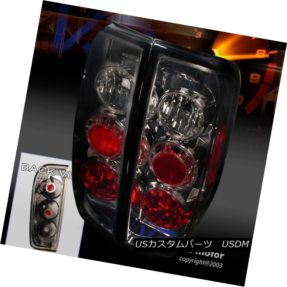 テールライト For 05-14 Nissan Frontier 09-12 Suzuki Equator Smoke Tail Lights Lamps Pair 05-14日産フロンティア09-12スズキ赤道煙テールライトランプペア 【並行輸入品】