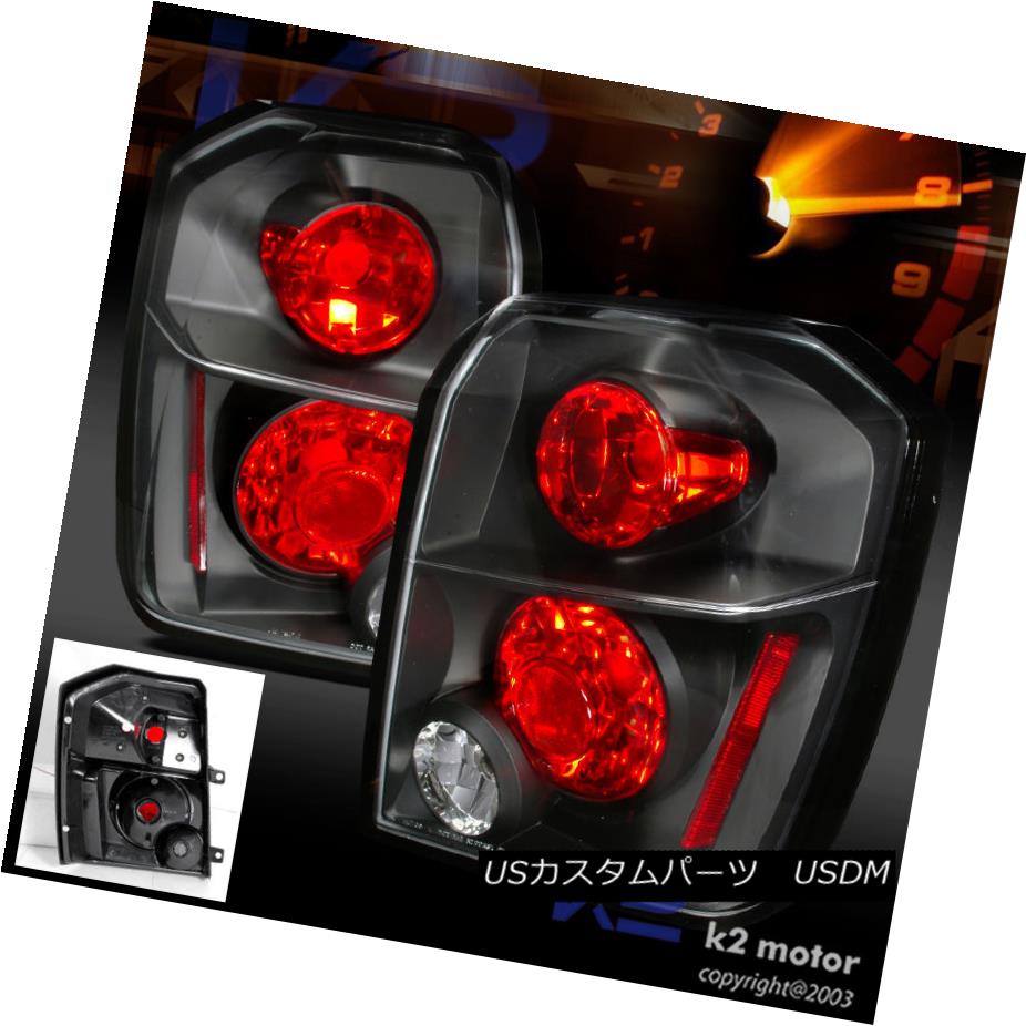 テールライト 2007-2012 Dodge Caliber R/T SE SXT SRT4 Tail Lights Brake Lamps Black Left+Right 2007-2012ダッジキャリバーR / T SE SXT SRT4テールライトブレーキランプブラック左+右 【並行輸入品】