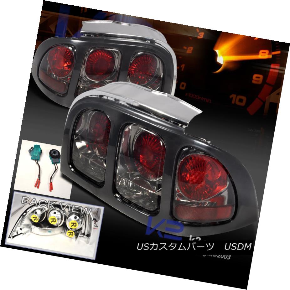 テールライト 1994-1998 Ford Mustang Rear Brake Tail Lights Smoke Lens Left+Right 1994-1998 Ford Mustangリアブレーキテールライトスモークレンズ左+右 【並行輸入品】