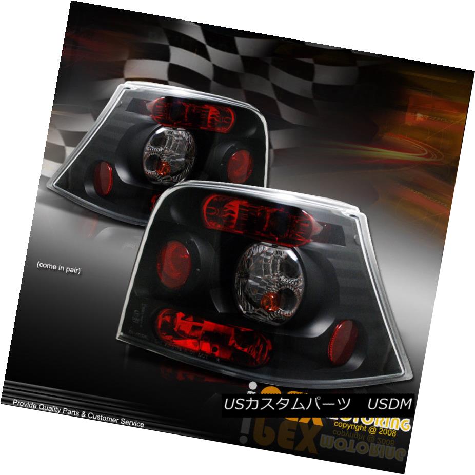 テールライト VOLKSWAGEN Golf MK-IV MK4 Black Plug-N-Play Tail Light Lamps With Bulbs + Wire フォルクスワーゲンゴルフMK-IV MK4ブラックプラグ-Nプレーテールライトランプ（電球+ワイヤー付） 【並行輸入品】