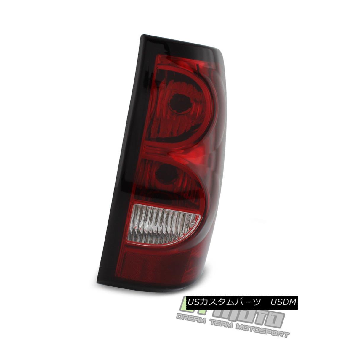 テールライト 2003 2004 2005 2006 Chevy Silverado Tail Light Lamp w/Bulb+Wiring Passenger Side 2003年2004年2005年2006シボレーシルバラードテールライトランプ/電球+配線乗客側 【並行輸入品】