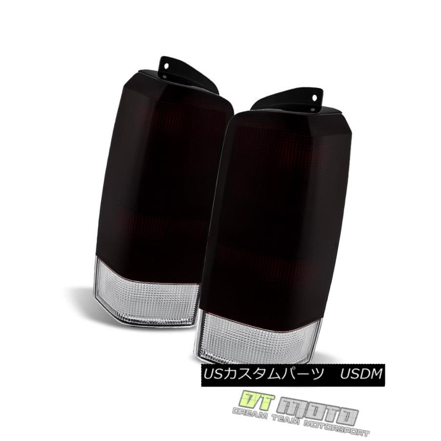 テールライト 1997-2001 Jeep Cherokee [OE Style] Red Smoked Tail Lights Brake Lamps Left+Right 1997-2001ジープチェロキー[OEスタイル]レッドスモークテールライトブレーキランプ左+右 【並行輸入品】