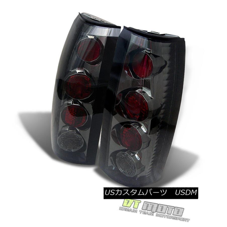 テールライト Smoked 88-98 C10 C/K Suburban Yukon Tahoe Sierra Blazer Altezza Tail Light Pair スモーク88-98 C10 C / K郊外のユーコンタホシエラブレザーAltezzaテールライトペア 【並行輸入品】