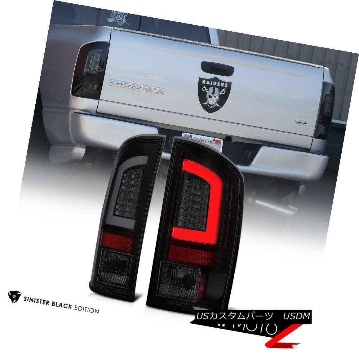 テールライト 02-06 Dodge Ram Black Housing Smoked Lens LED Bar Brake Signal Lamp Tail Light 02-06ダッジラムブラックハウジングスモークレンズLEDバーブレーキ信号ランプテールライト 【並行輸入品】
