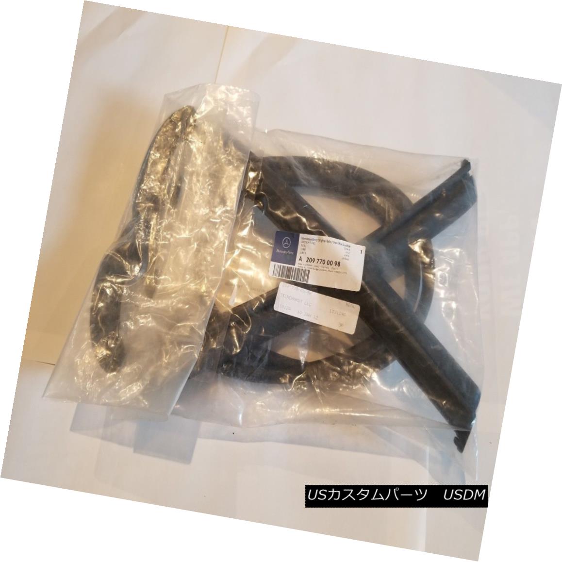 幌・ソフトトップ convertible top/soft top seal for mercedes E350 2011 to 2014 メルセデスE350 2011?2014用トップ/ソフトトップシール 【並行輸入品】