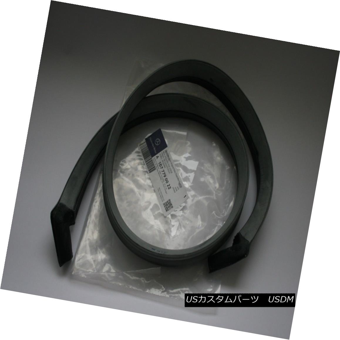 幌・ソフトトップ Genuine Mercedes R107 SL Folding Top Soft-Top Seal A1077790022 本物のメルセデスR107 SL折りたたみトップソフトトップシールA1077790022 【並行輸入品】
